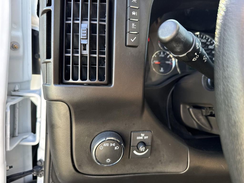 Used 2024 Chevrolet Express 2500 w/ Driver Convenience Package image 14