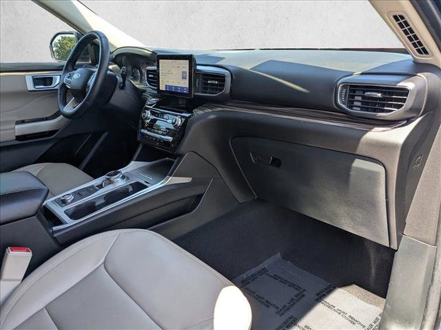 Used 2024 Ford Explorer Limited w/ Equipment Group 301A image 19