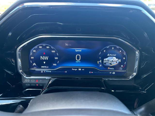 Used 2025 Chevrolet Silverado 1500 LT AWD/4WD image 21