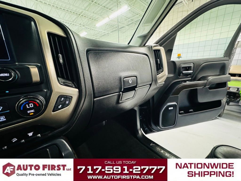 Used 2017 GMC Sierra 3500 Denali w/ Duramax Plus Package image 13