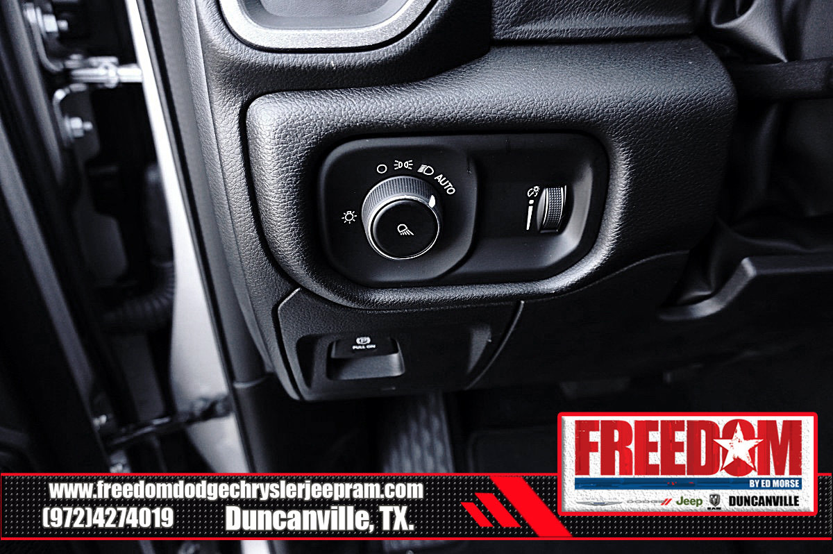 New 2025 RAM 1500 Tradesman RWD image 28