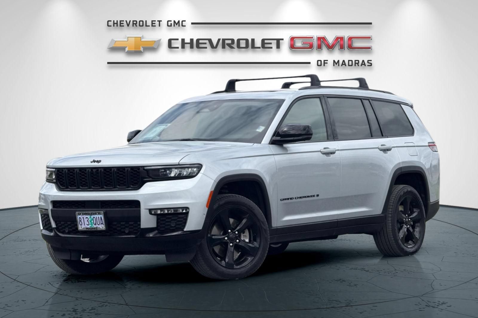 Used 2025 Jeep Grand Cherokee L Limited w/ Luxury Tech Group II AWD/4WD image 7