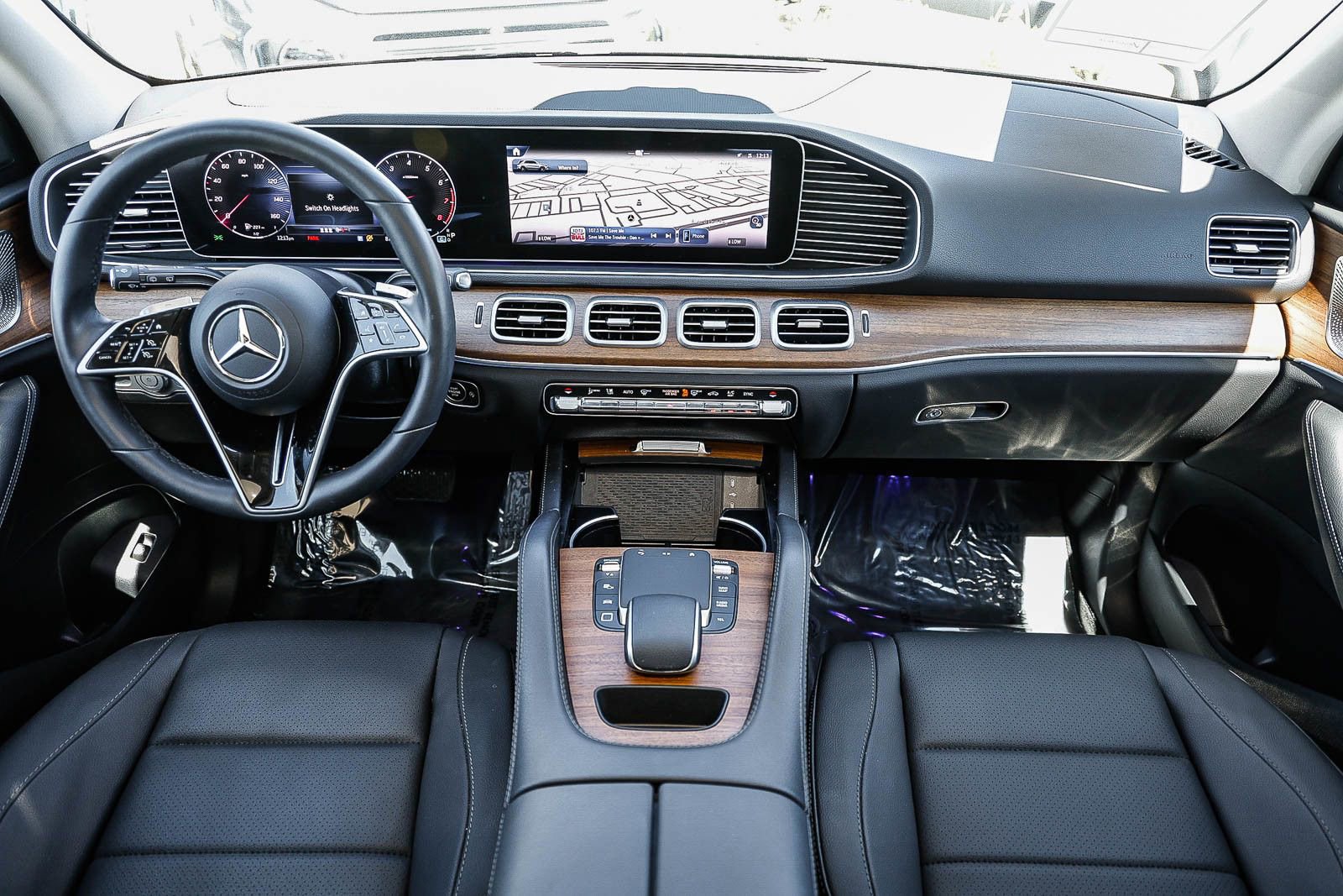 Certified 2025 Mercedes-Benz GLE 350 4MATIC image 10