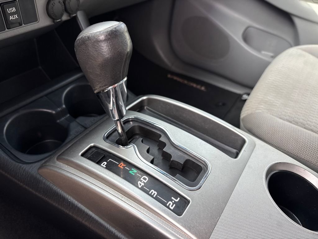 Used 2015 Toyota Tacoma 4x4 Access Cab V6 image 27