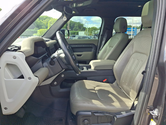 Used 2022 Land Rover Defender 110 S AWD/4WD image 2