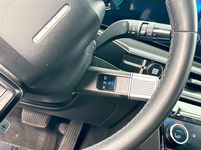 Used 2025 Hyundai Santa Fe SEL image 16