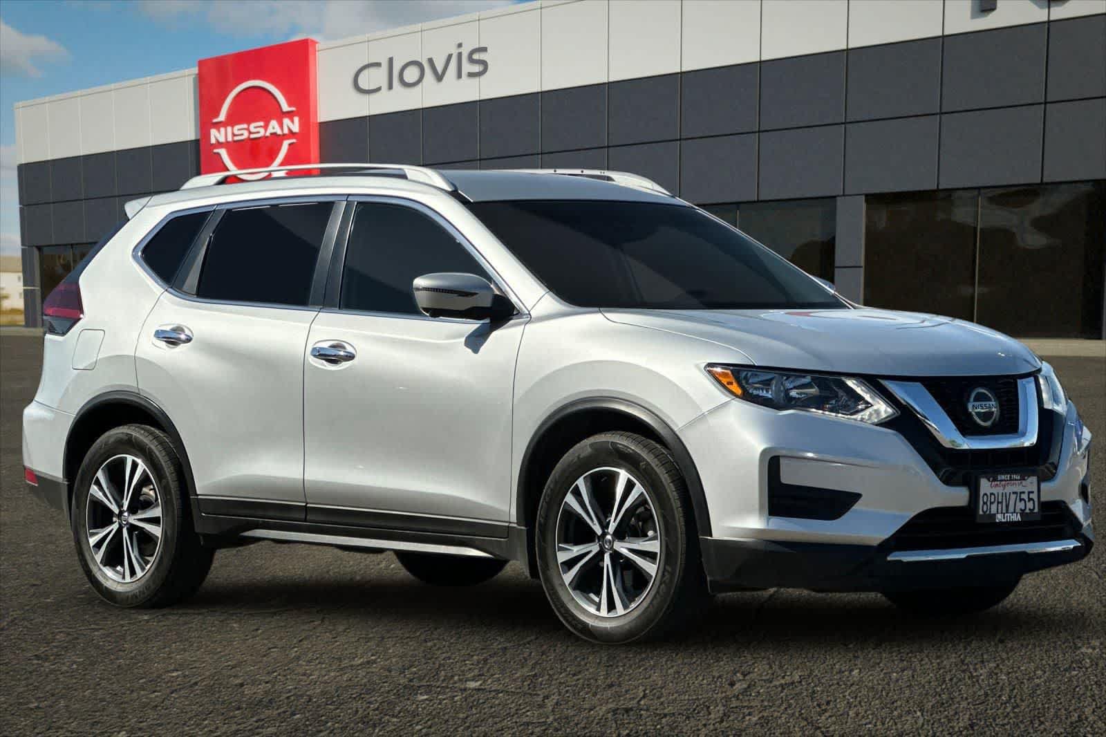 Used 2020 Nissan Rogue SV w/ Premium Package FWD image 10