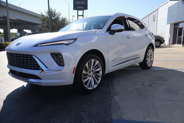 New 2026 Buick Envision Avenir image 3