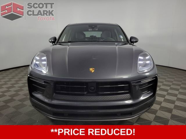 Used 2024 Porsche Macan image 2