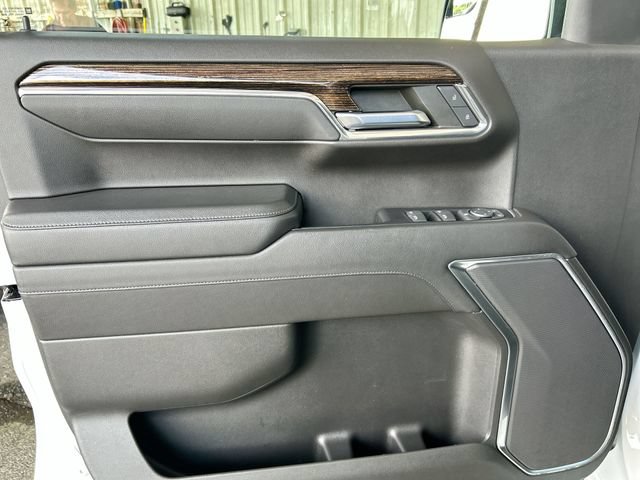 Used 2022 GMC Sierra 1500 Elevation w/ LPO, Elevation Black Package AWD/4WD image 22