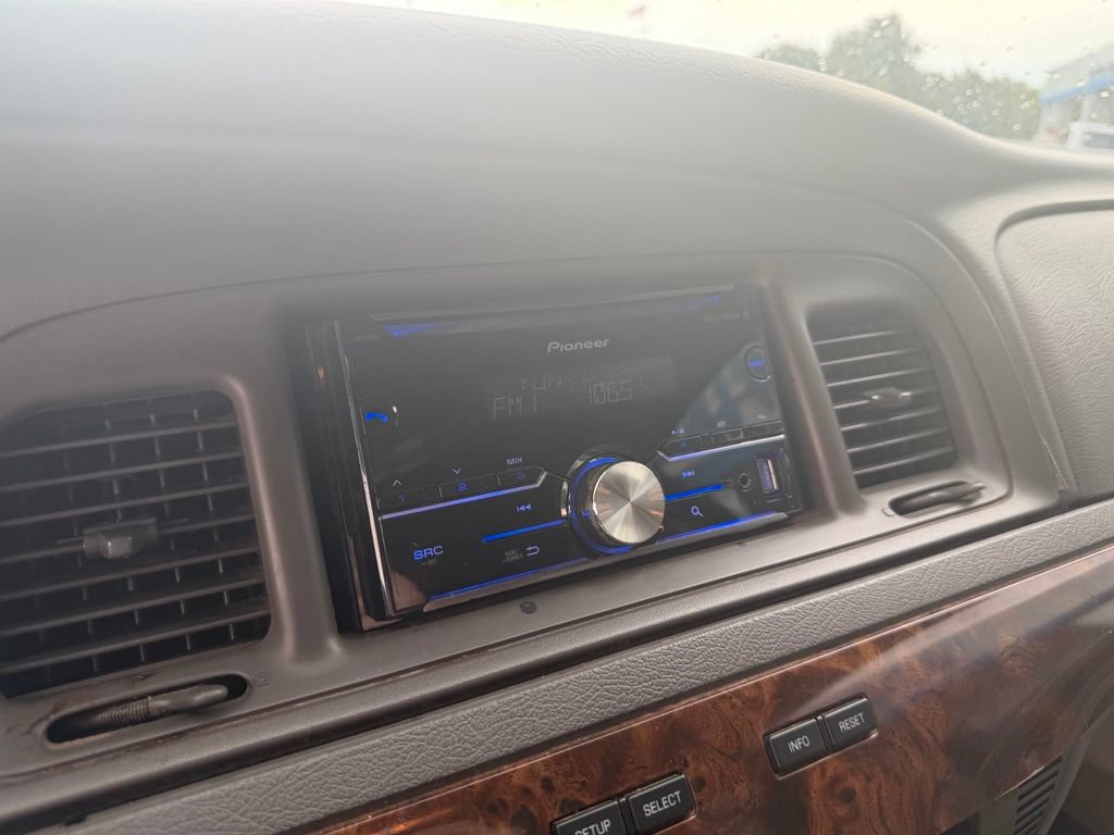 Used 2006 Mercury Grand Marquis LS RWD image 13