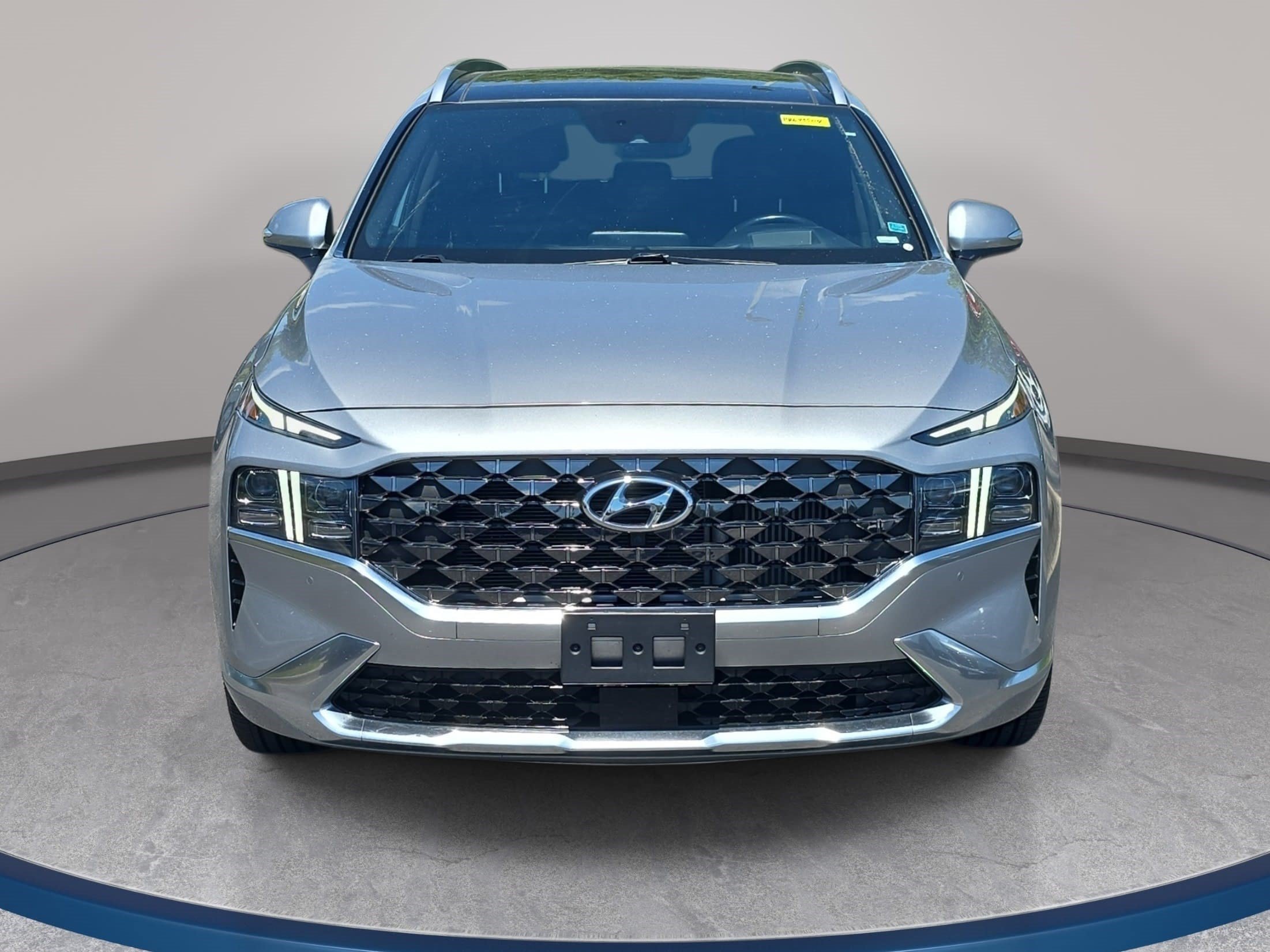 Used 2023 Hyundai Santa Fe Calligraphy FWD image 2