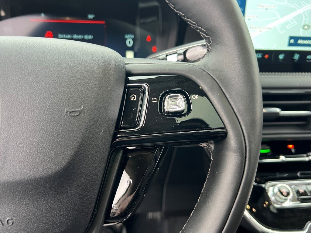 New 2026 Lincoln Corsair Reserve image 23