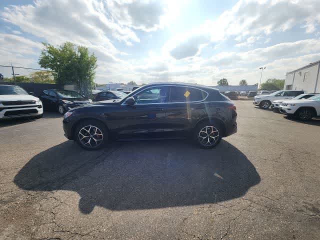 Used 2021 Alfa Romeo Stelvio Ti AWD/4WD image 23
