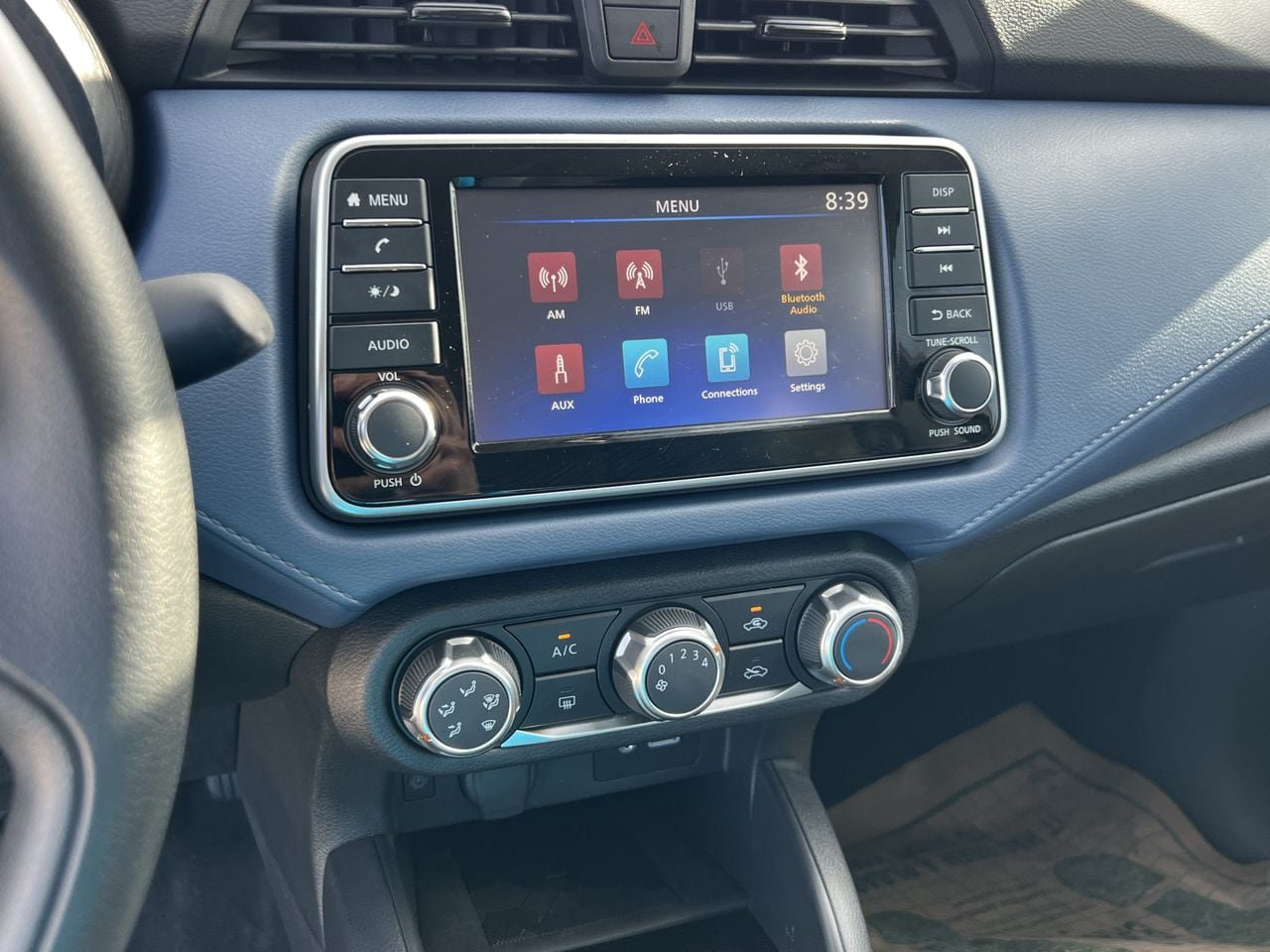 Certified 2025 Nissan Versa SV w/ Trunk Package FWD image 7