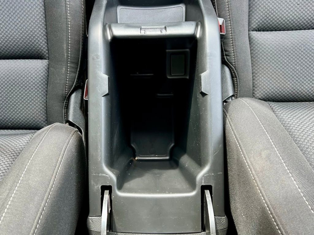 Used 2020 Chevrolet Colorado LT image 33