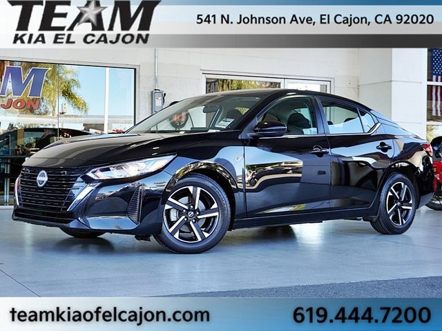 Used 2024 Nissan Sentra SV image 2