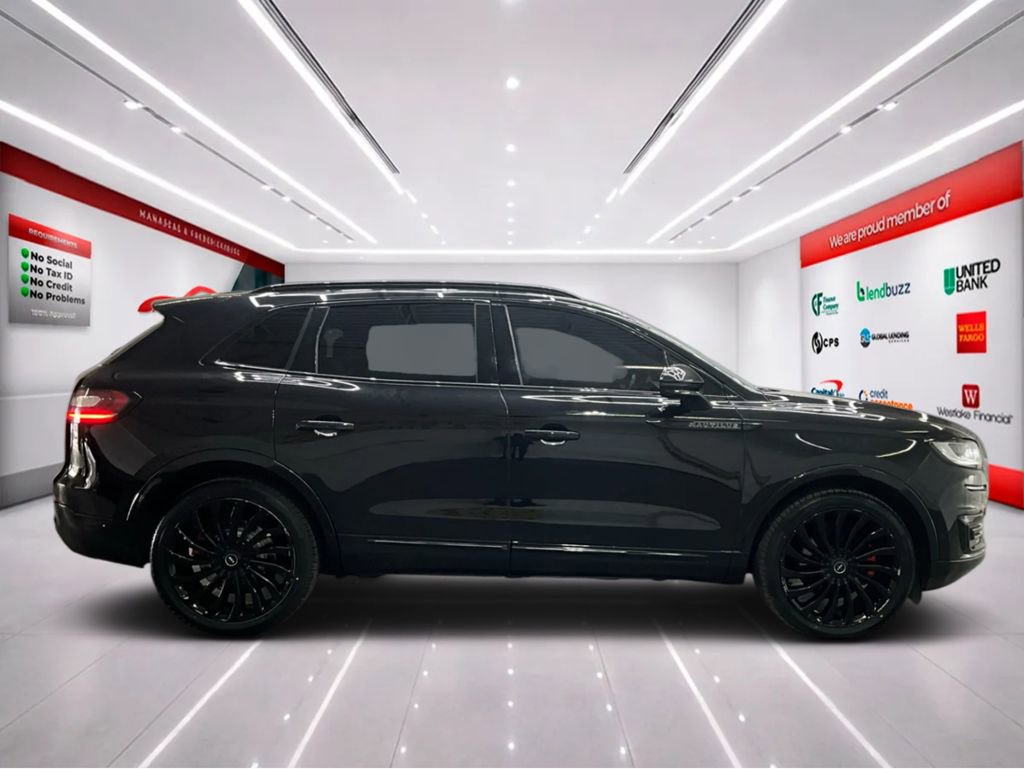 Used 2020 Lincoln Nautilus Black Label w/ Cargo Utility Package AWD/4WD image 9