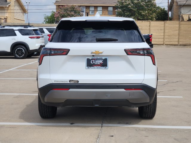 Used 2026 Chevrolet Equinox LT FWD image 13