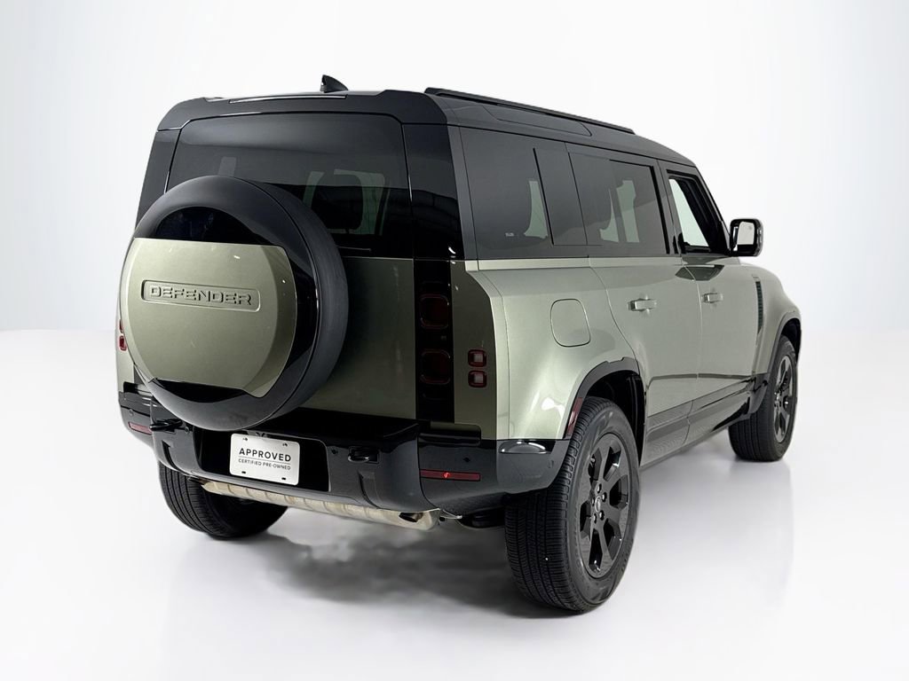 Used 2025 Land Rover Defender 110 X-Dynamic SE image 5