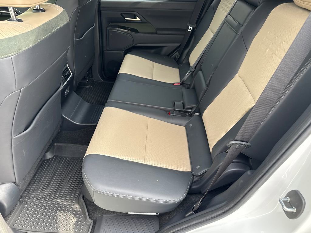 Used 2024 Lexus GX 550 image 21