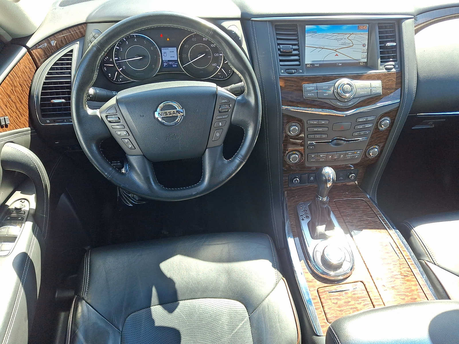 Used 2017 Nissan Armada Platinum w/ Interior Lighting Package AWD/4WD image 11