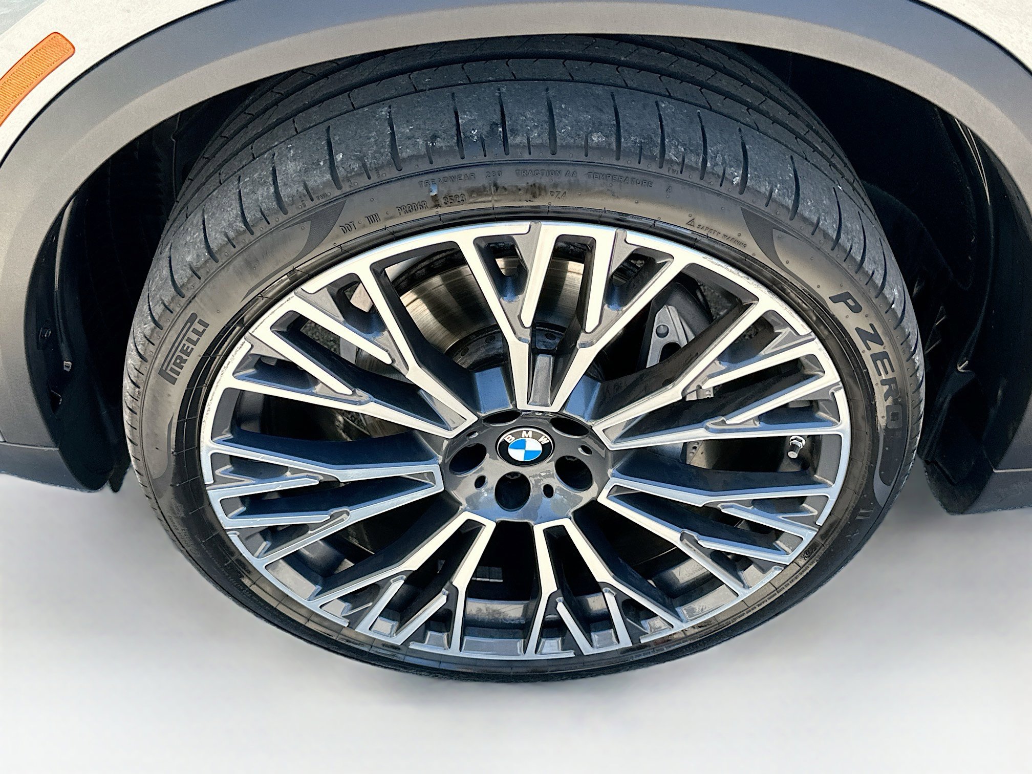 Certified 2024 BMW X5 sDrive40i w/ Premium Package image 35