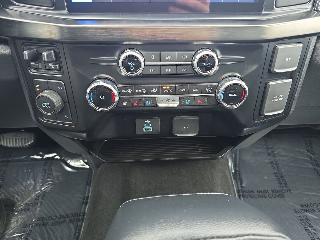 Used 2024 Ford F450 Lariat image 17