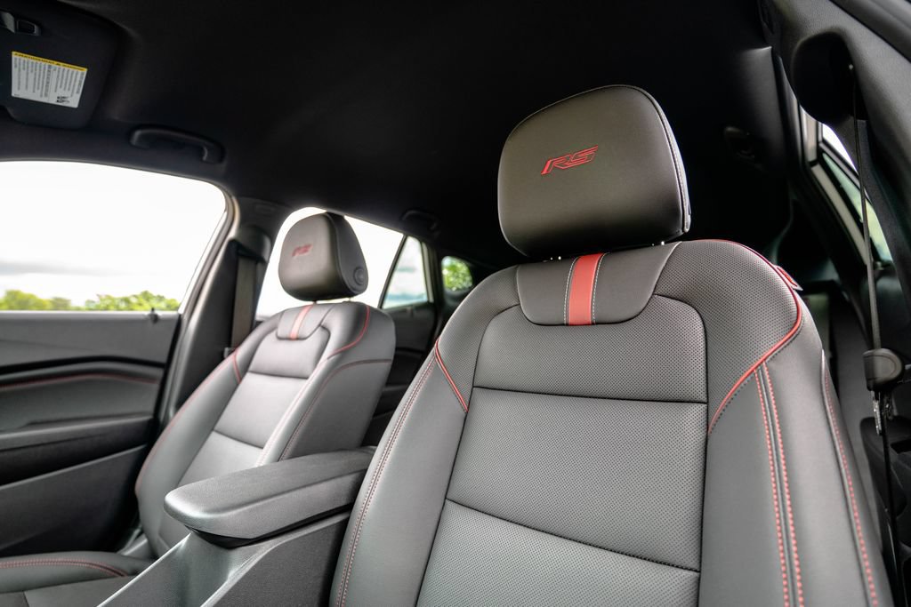 New 2026 Chevrolet Trax RS w/ Driver Confidence Package FWD image 6