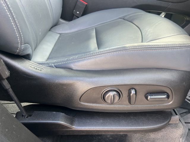 Used 2020 Buick Enclave Essence w/ Sport Touring Edition image 12