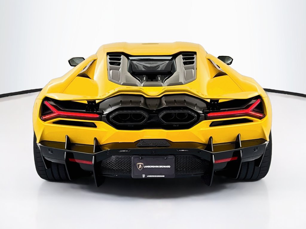 Used 2024 Lamborghini Revuelto AWD/4WD image 6