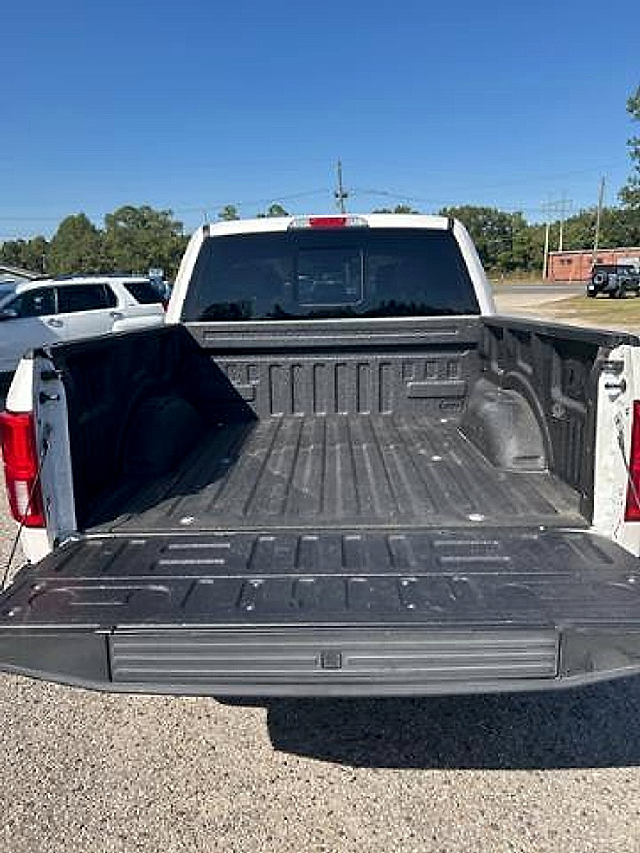 Used 2018 Ford F150 Platinum w/ Equipment Group 701A Luxury image 8