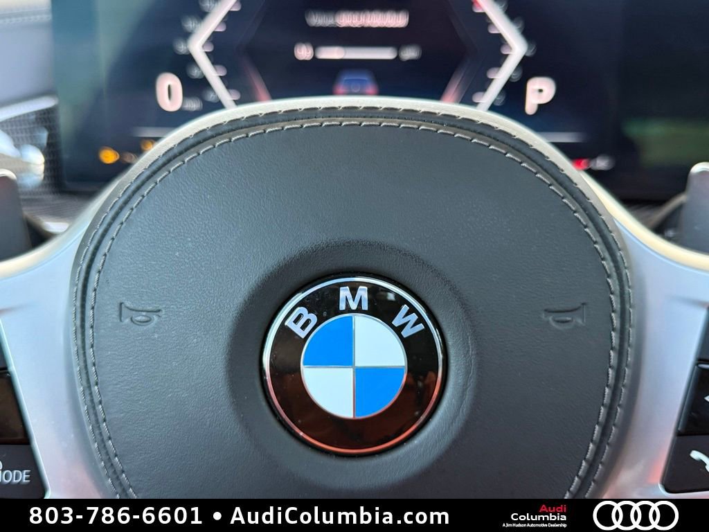 Used 2023 BMW X7 M60i AWD/4WD image 28