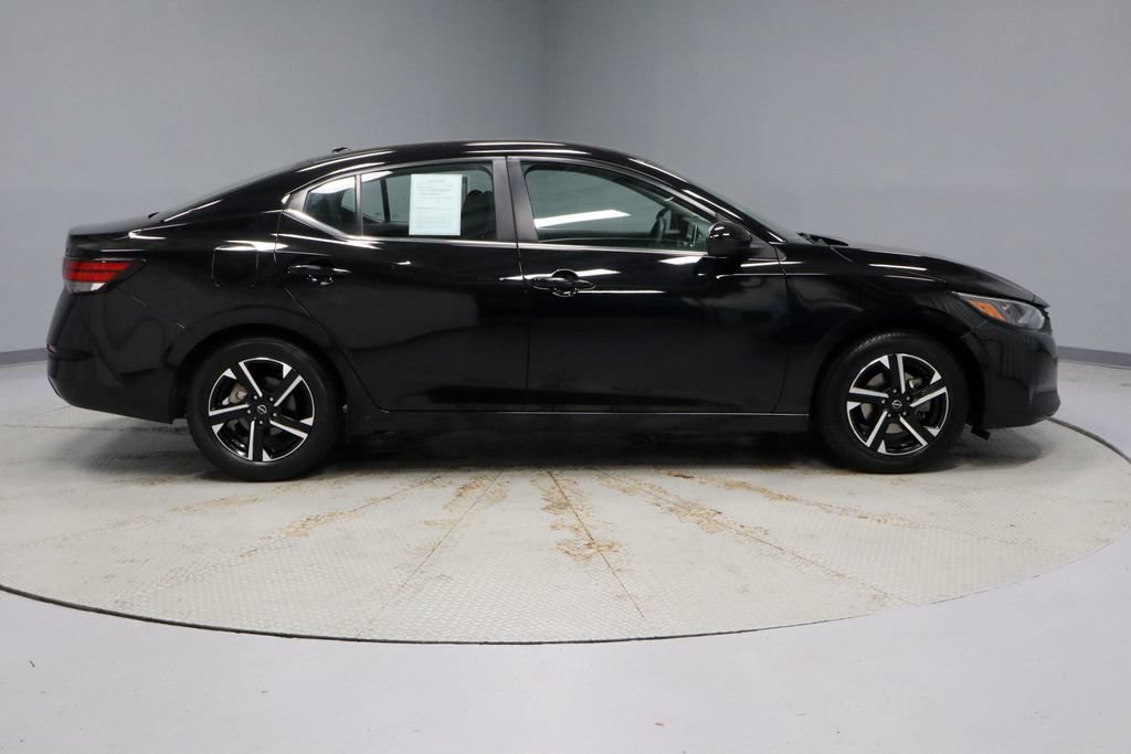 Certified 2024 Nissan Sentra SV FWD image 10