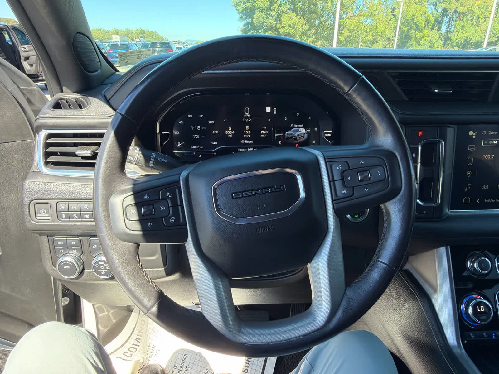 Used 2022 GMC Yukon Denali AWD/4WD image 24