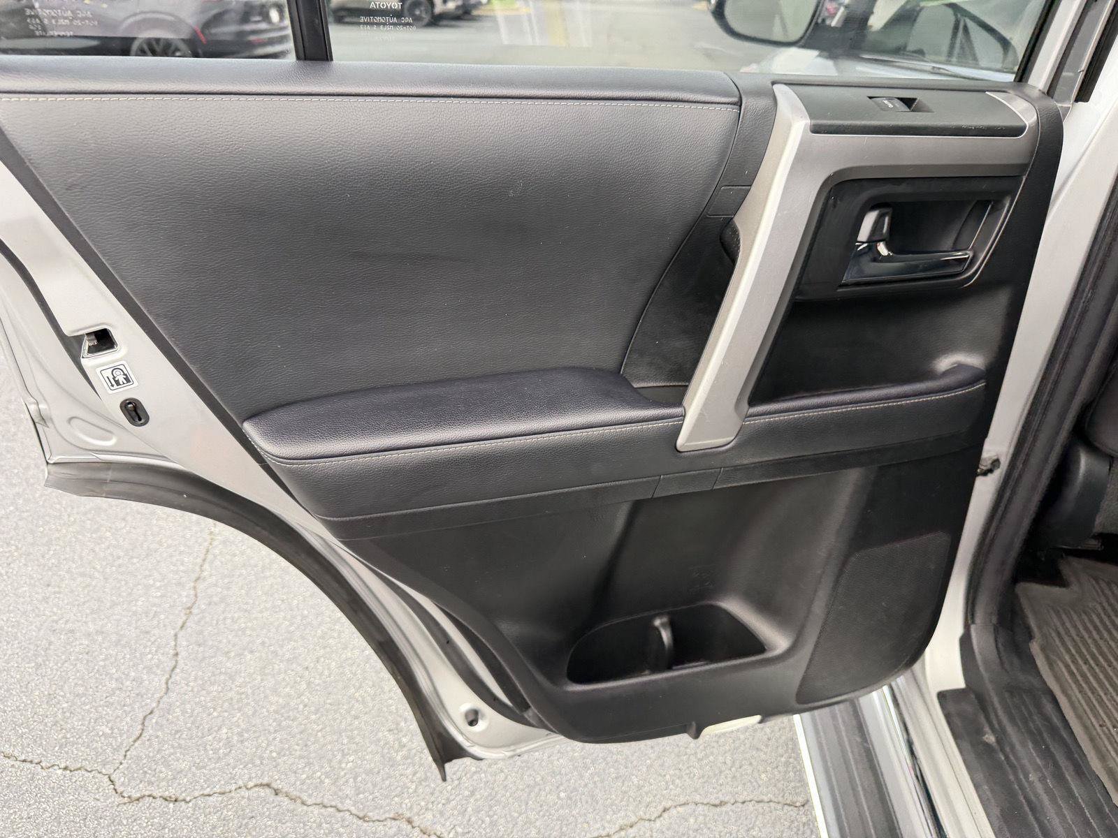Certified 2022 Toyota 4Runner Limited AWD/4WD image 19