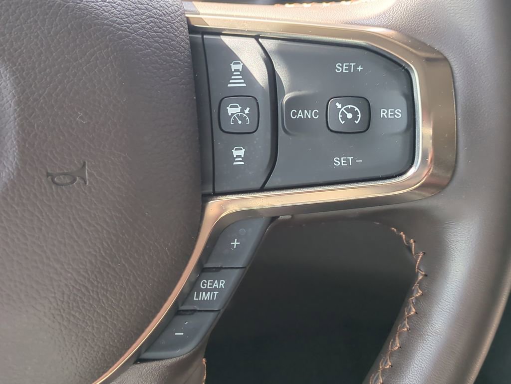 Used 2025 RAM 2500 Limited image 28