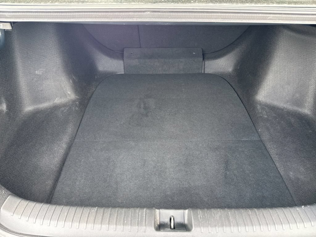 Used 2025 Honda Accord SE image 32