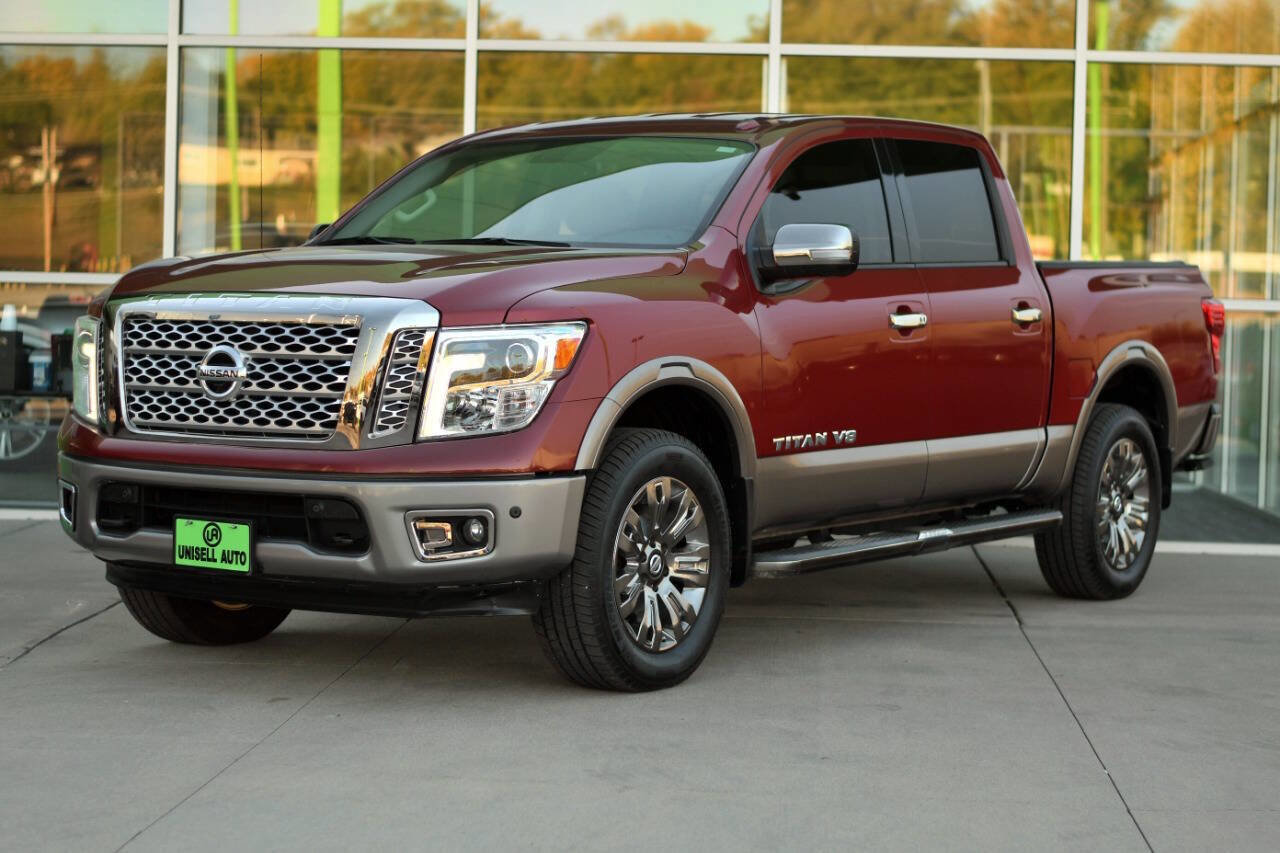 Used 2019 Nissan Titan Platinum Reserve w/ Platinum Utility Package image 3