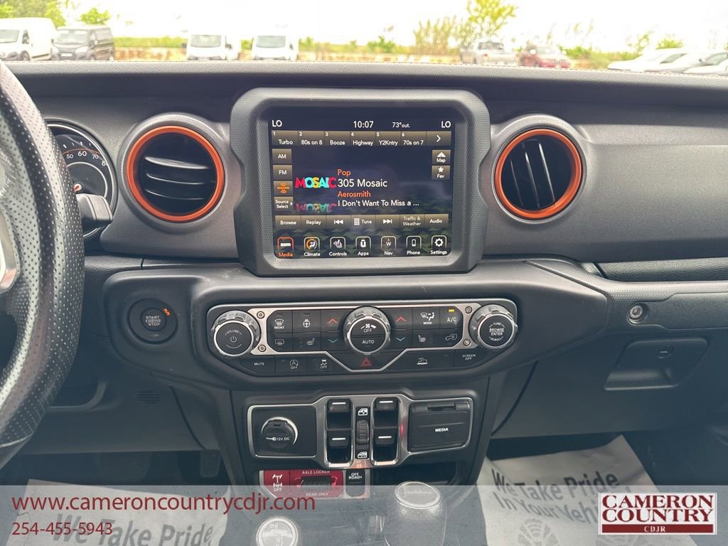 Used 2023 Jeep Gladiator Mojave w/ Cold Weather Group AWD/4WD image 10