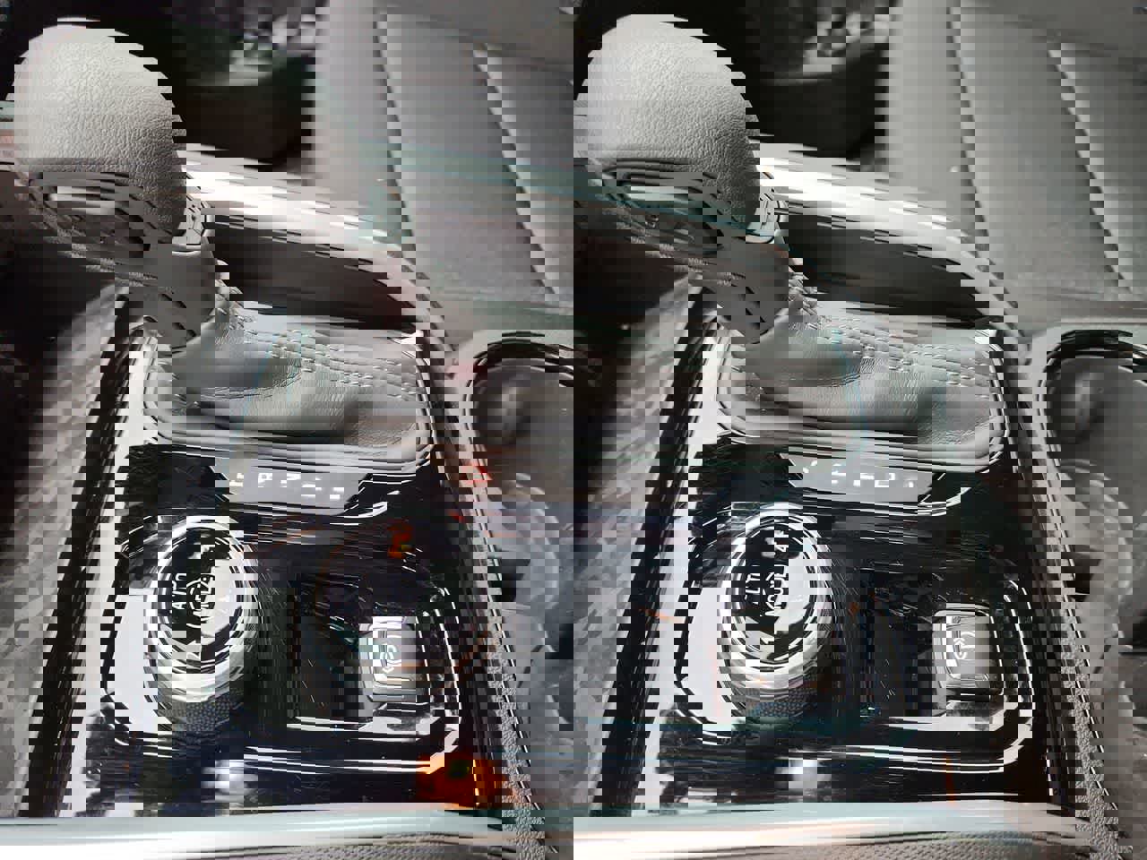 Used 2024 Chevrolet Colorado Trail Boss w/ Technology Package image 21