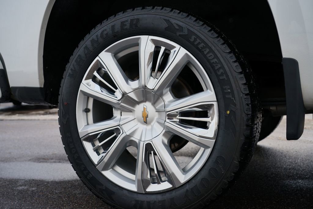 Used 2022 Chevrolet Silverado 1500 High Country w/ High Country Premium Package image 33