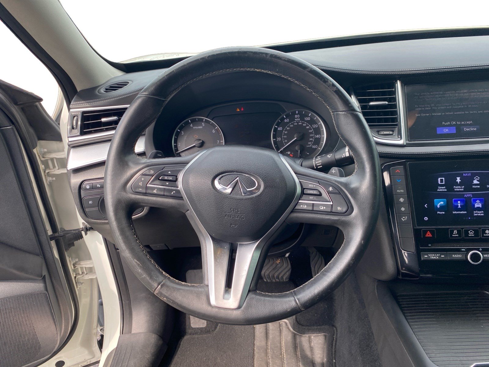 Used 2019 INFINITI QX50 Essential w/ Premium Audio Package FWD image 13
