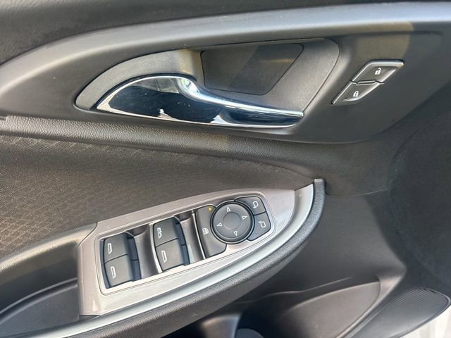 Used 2024 Chevrolet Malibu LT image 6