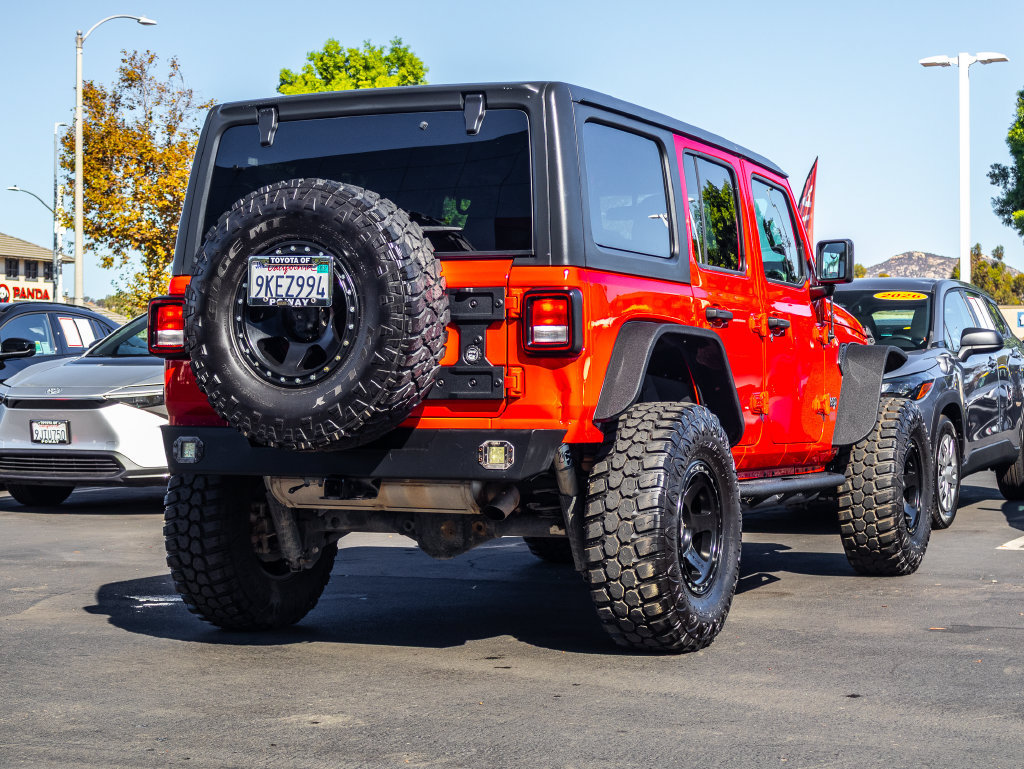 Used 2018 Jeep Wrangler Unlimited Sport S AWD/4WD image 19