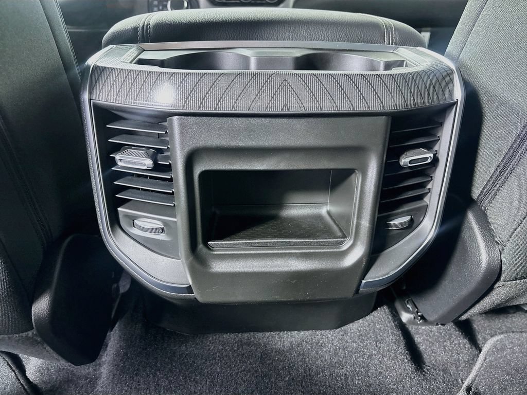 New 2026 RAM 1500 Big Horn AWD/4WD image 18