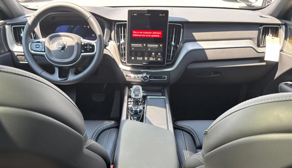 New 2026 Volvo XC60 B5 Ultra w/ Climate Package AWD/4WD image 10