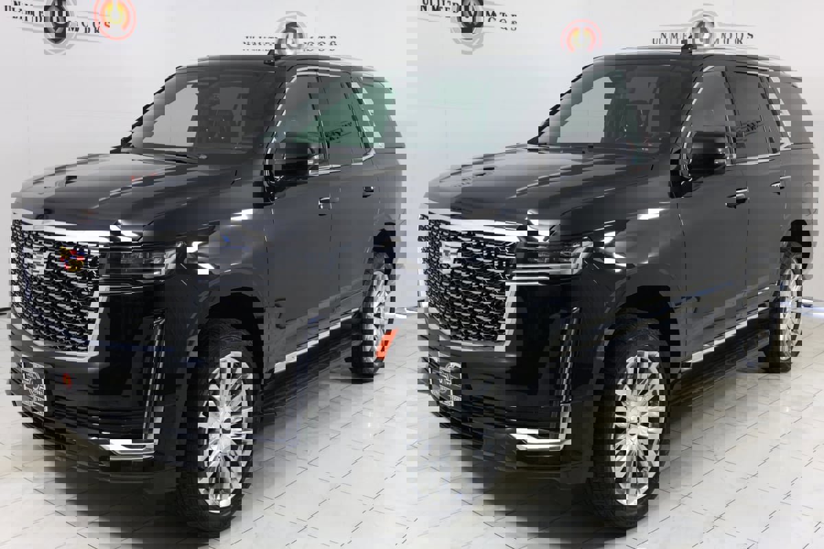 Used 2022 Cadillac Escalade Premium Luxury image 2