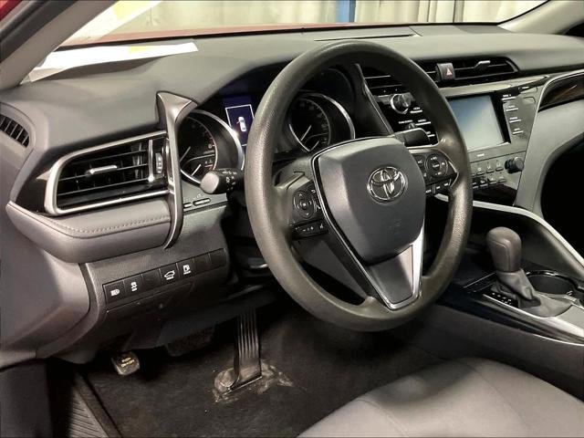 Used 2020 Toyota Camry LE w/ Convenience Package FWD image 8