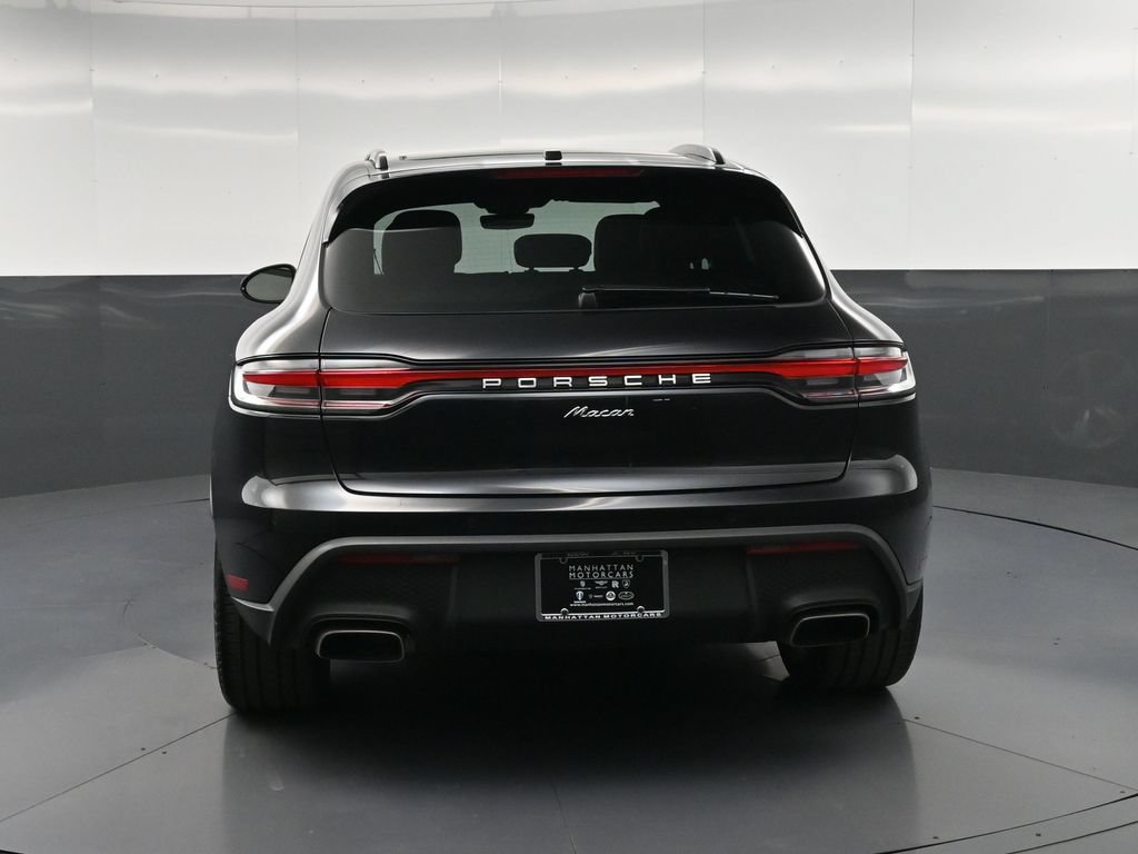 Certified 2024 Porsche Macan AWD/4WD image 7